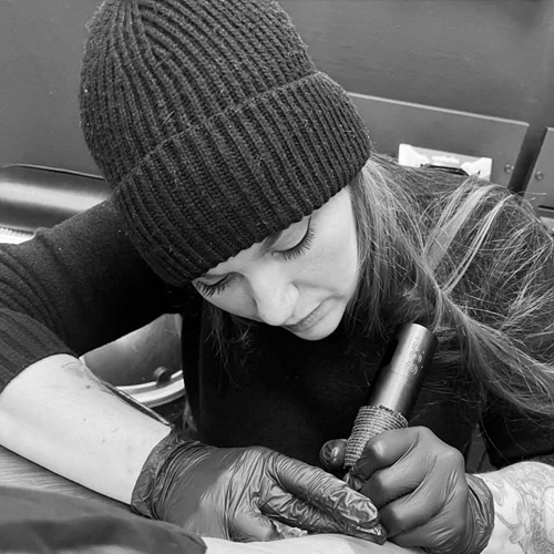 Tattoo Artist Renske